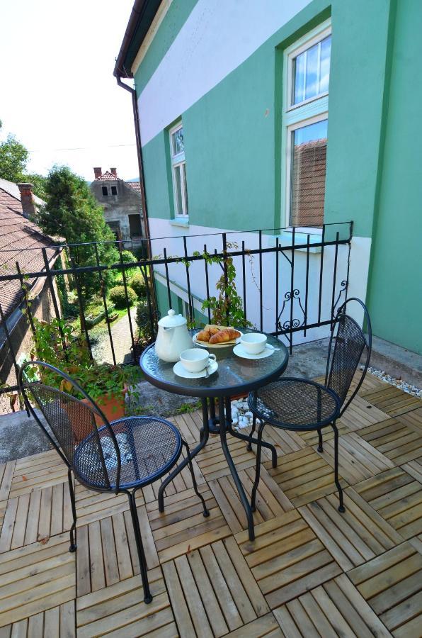 Baronka Bed & Breakfast & Bistrot Betliar Buitenkant foto